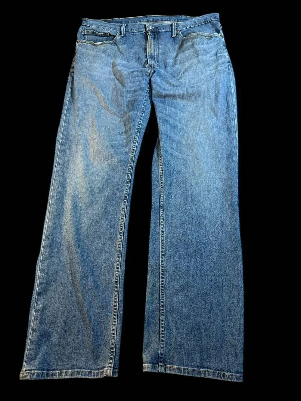 Levis 550 Relaxed Fit Jeans Mens 38x34 Medium Wash Vintage Distressed Frayed